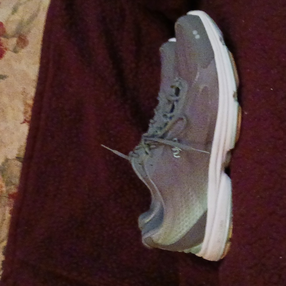 EUC Ryka Lace Up Walking Sneakers Quiet Gray 11
